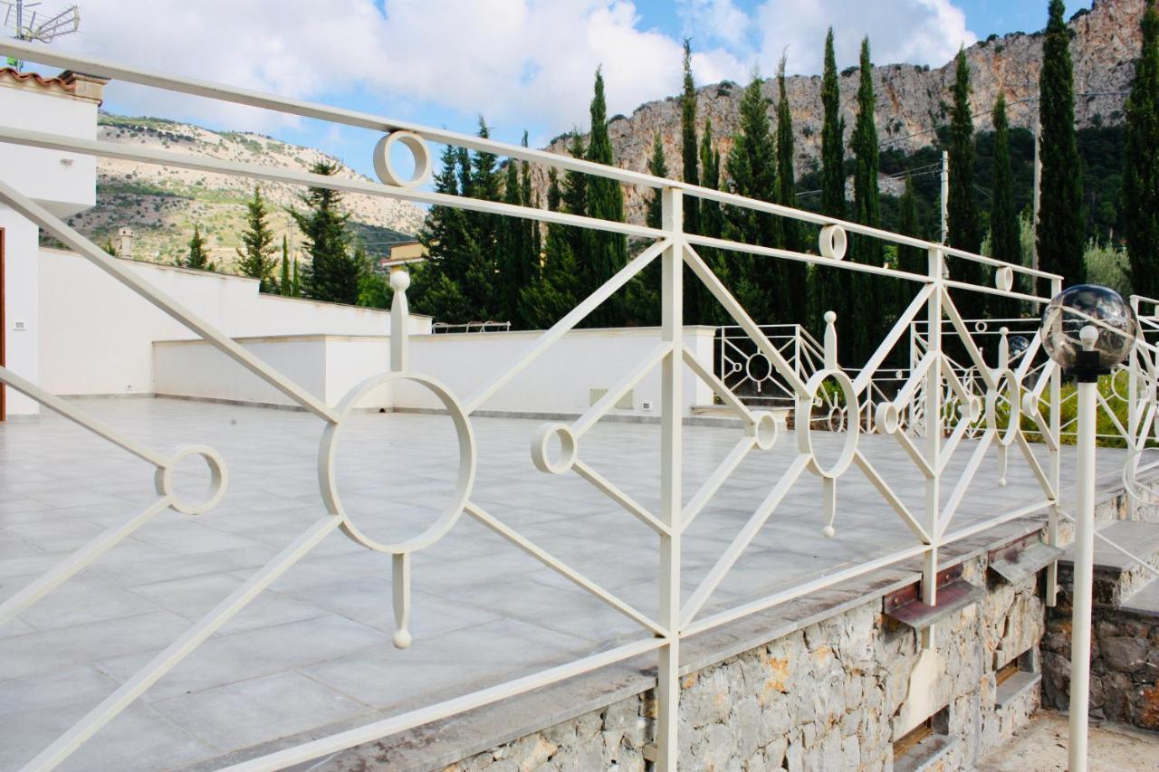 Al Tempio Della Pace Hotell Carini Exteriör bild