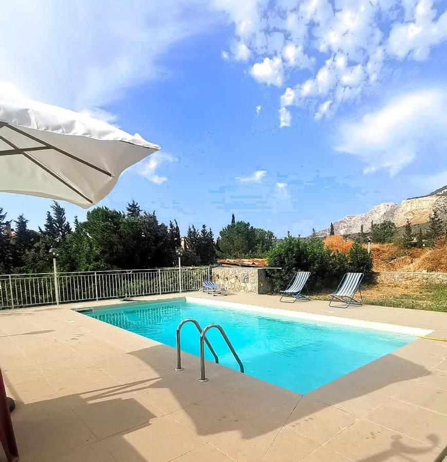 Al Tempio Della Pace Hotell Carini Exteriör bild